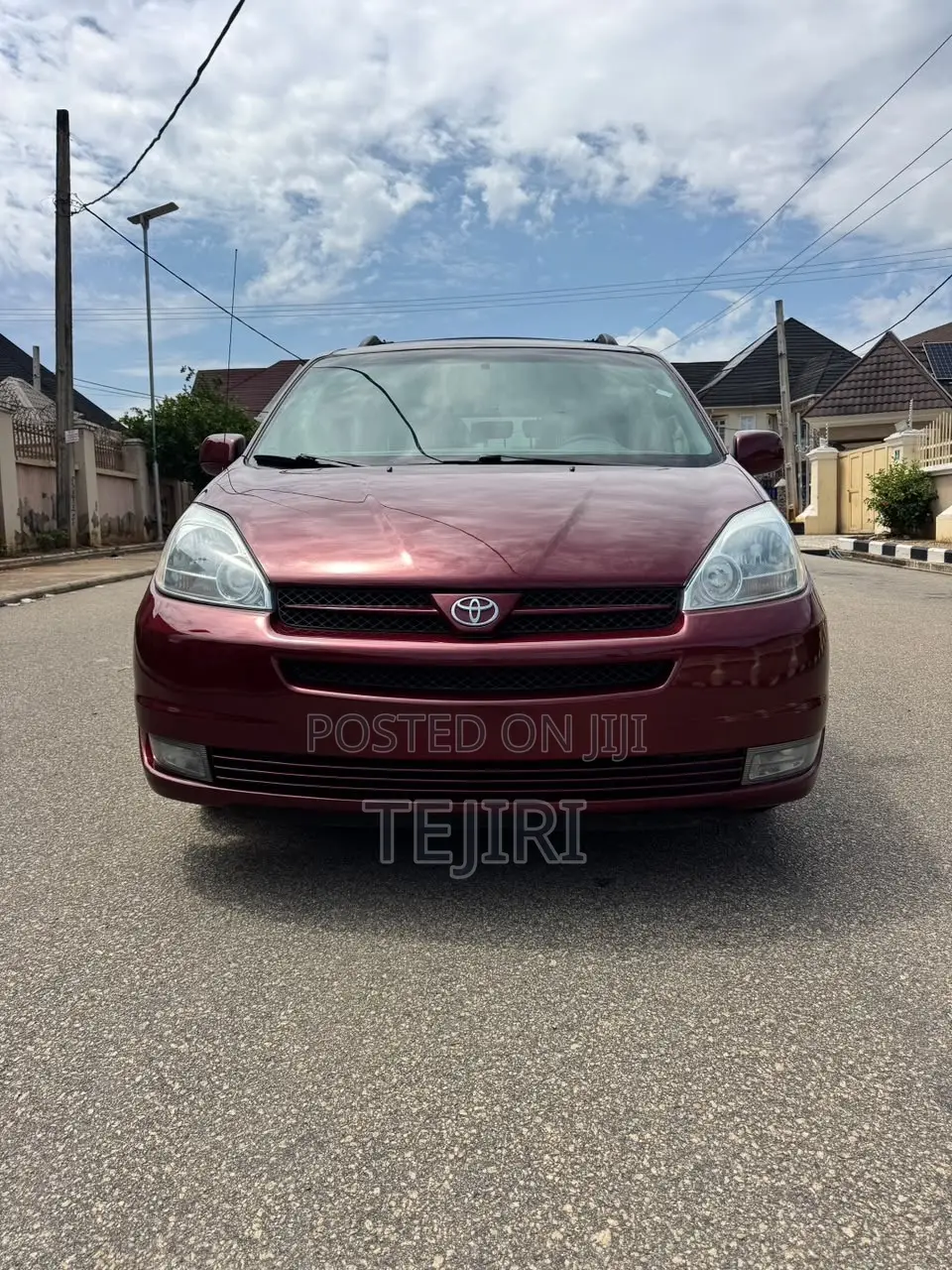 Toyota Sienna 2005 Red