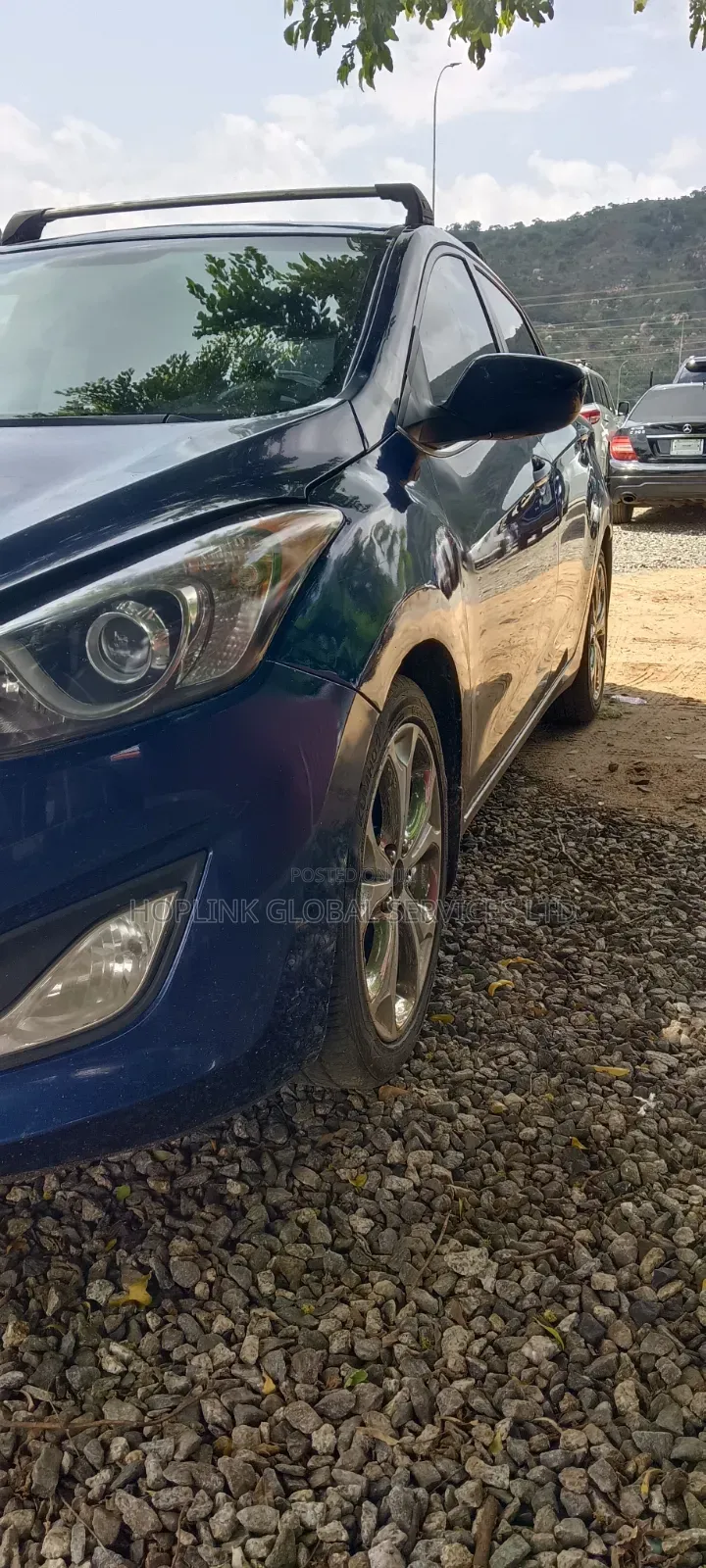 Hyundai Elantra GT 2013 Blue