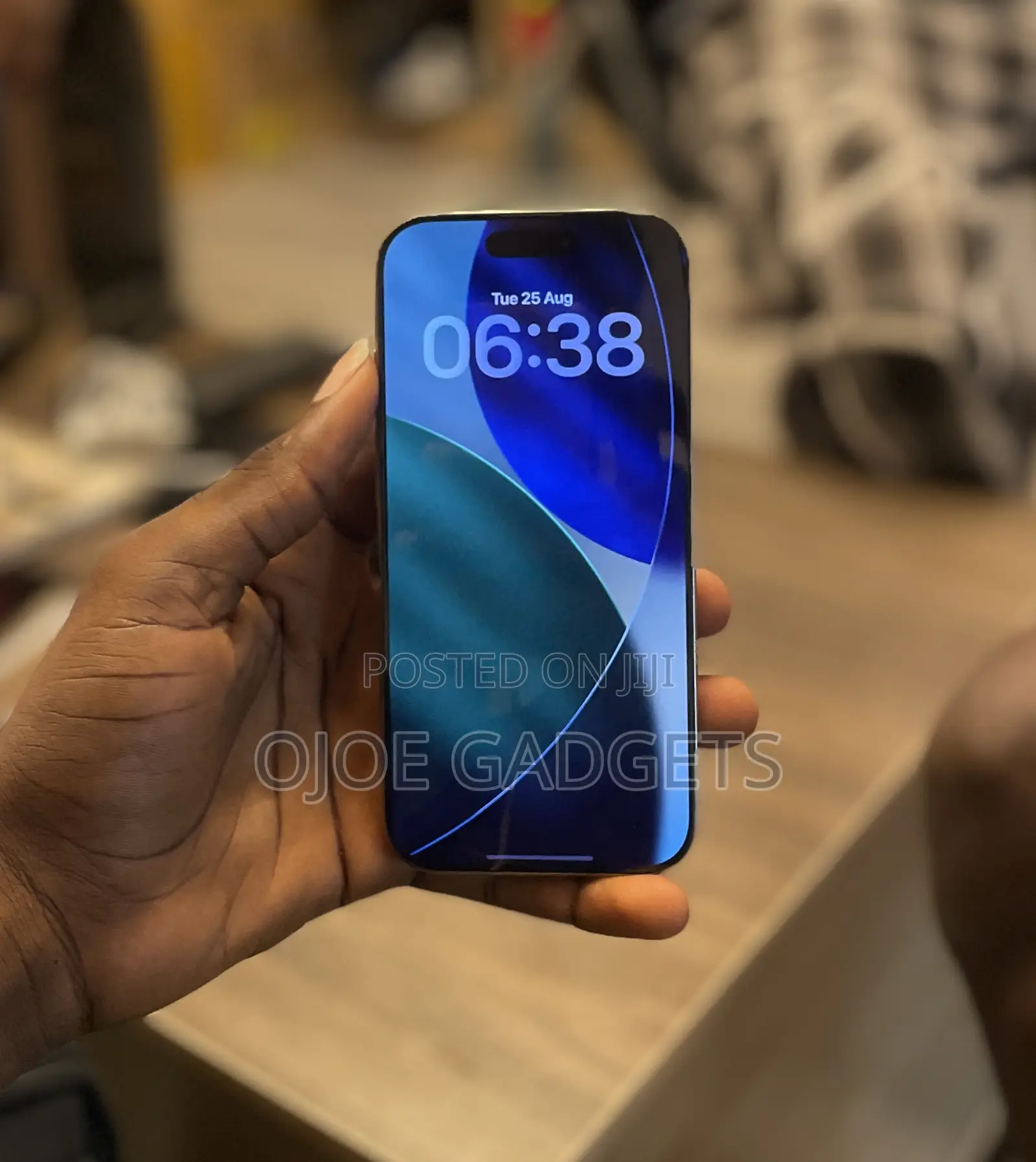 Apple iPhone 16 Pro 128 GB Gold