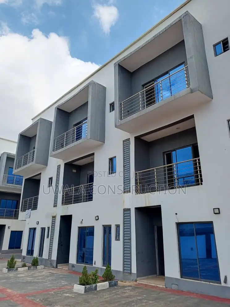 Furnished 4bdrm Duplex in Gaduwa for rent