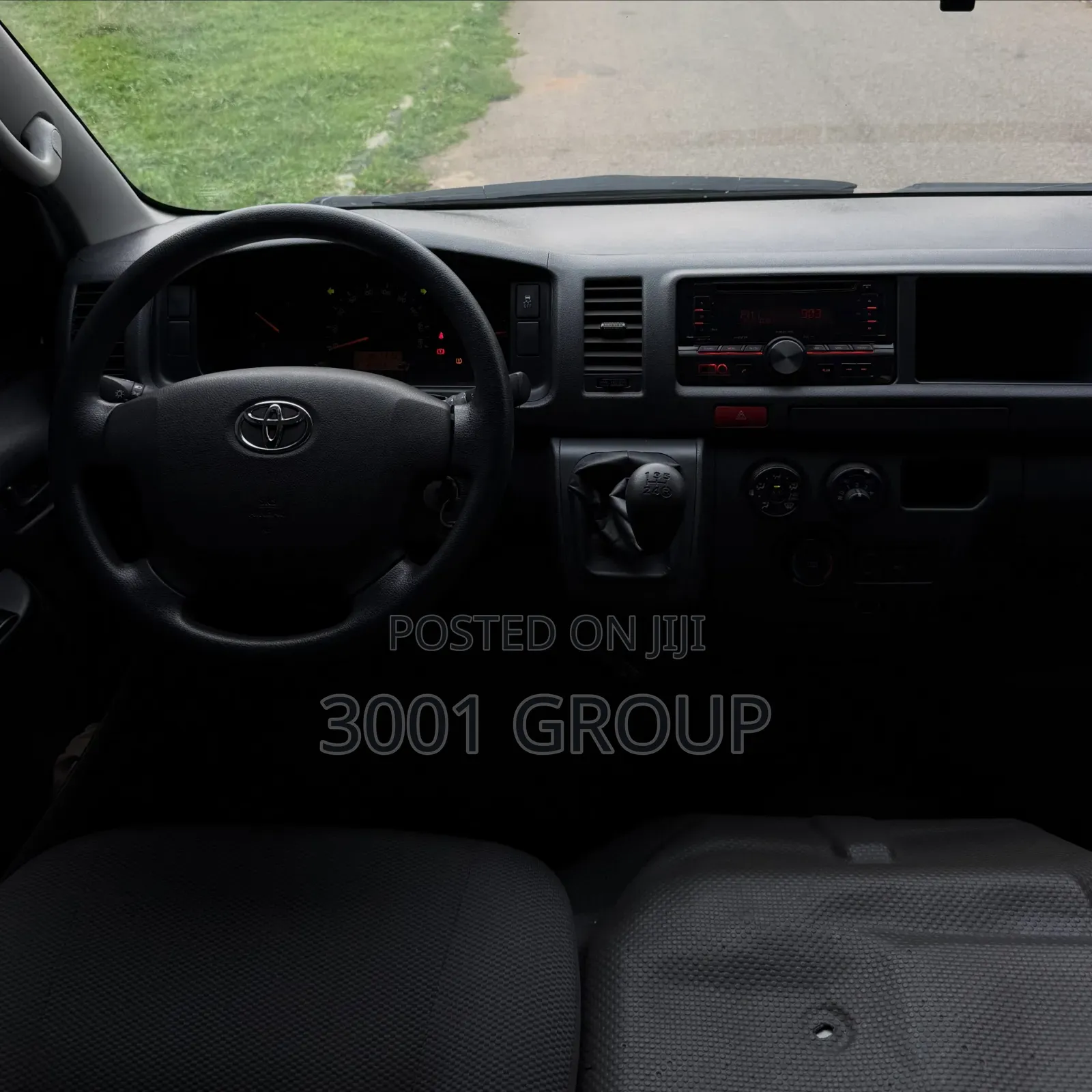 Toyota HiAce 2024 White
