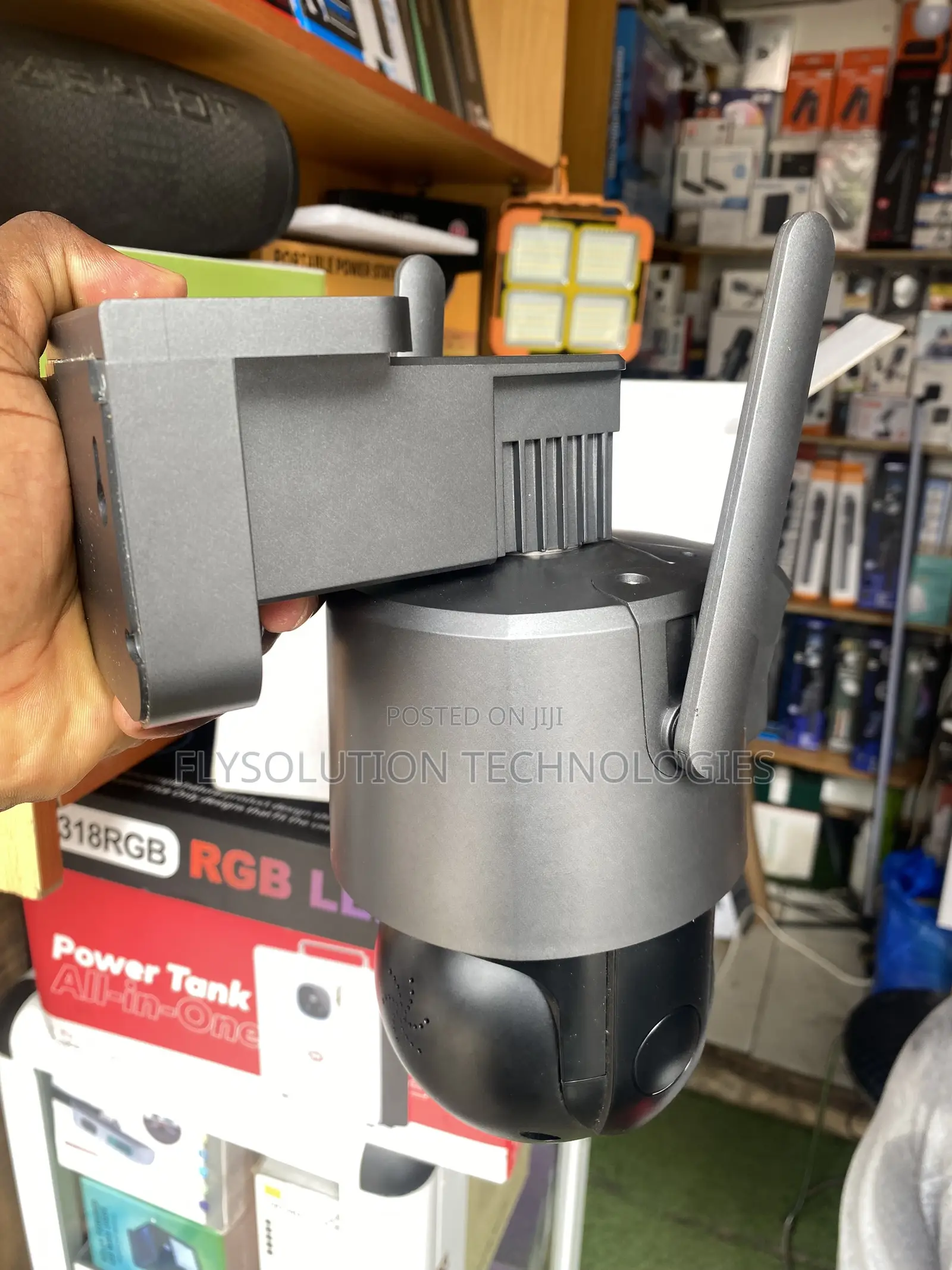Open Box A30 Ubox HD Dual-Lens Intelligent Solar Alert PTZ 4G Camera