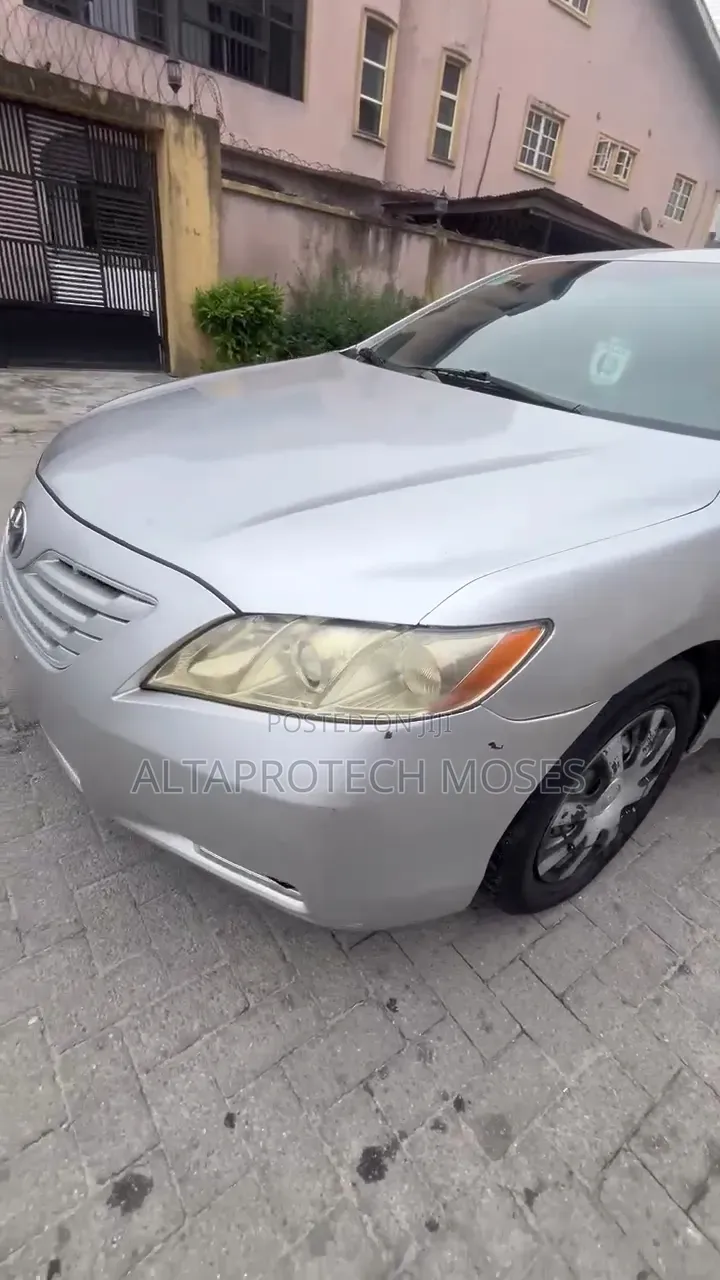 Toyota Camry LE 4dr Sedan (2.4L 4cyl 5A) 2007 Silver