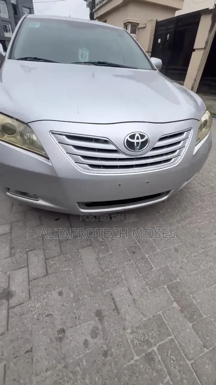 Toyota Camry LE 4dr Sedan (2.4L 4cyl 5A) 2007 Silver