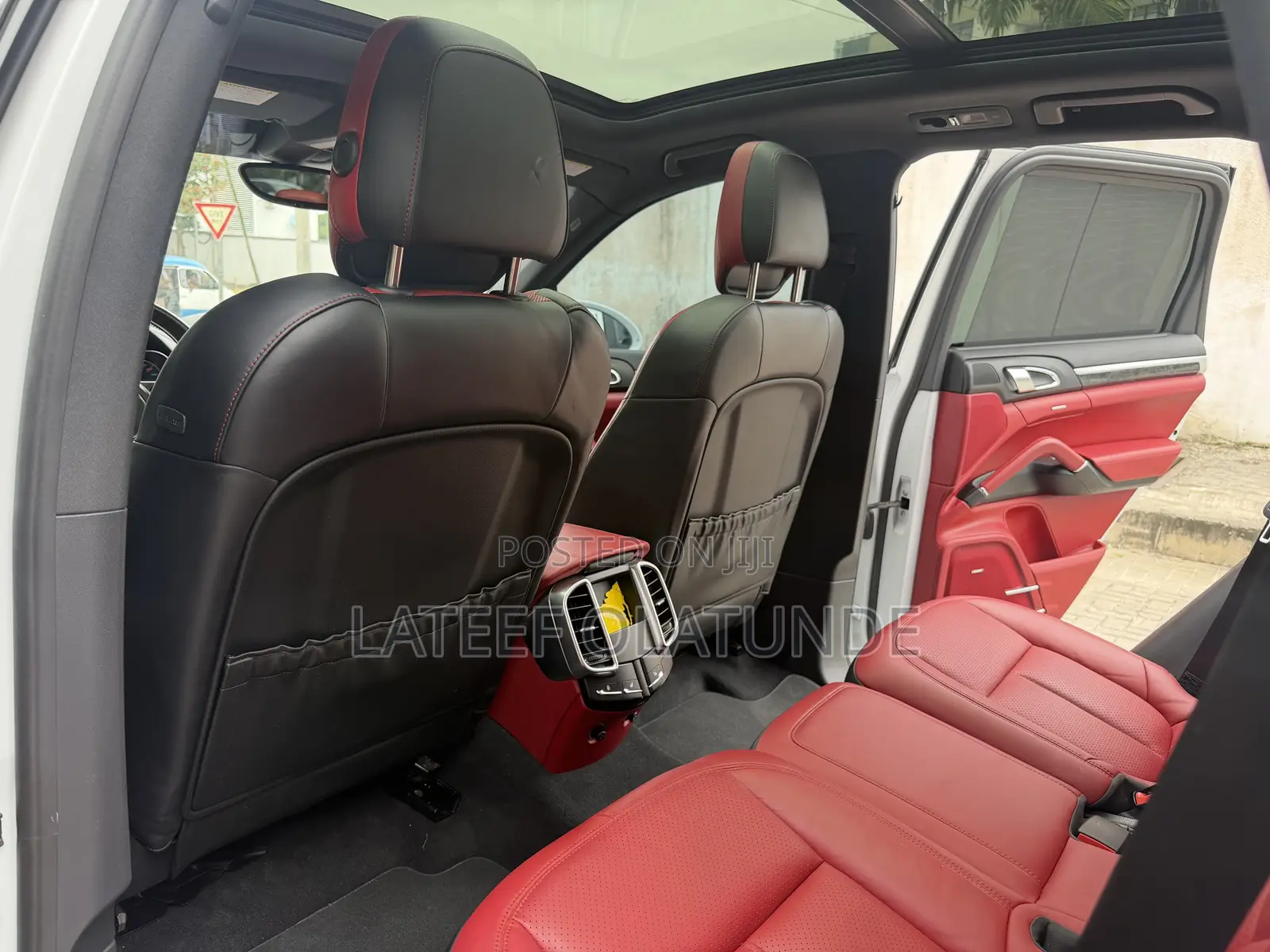 Porsche Cayenne Turbo S AWD 2016 White