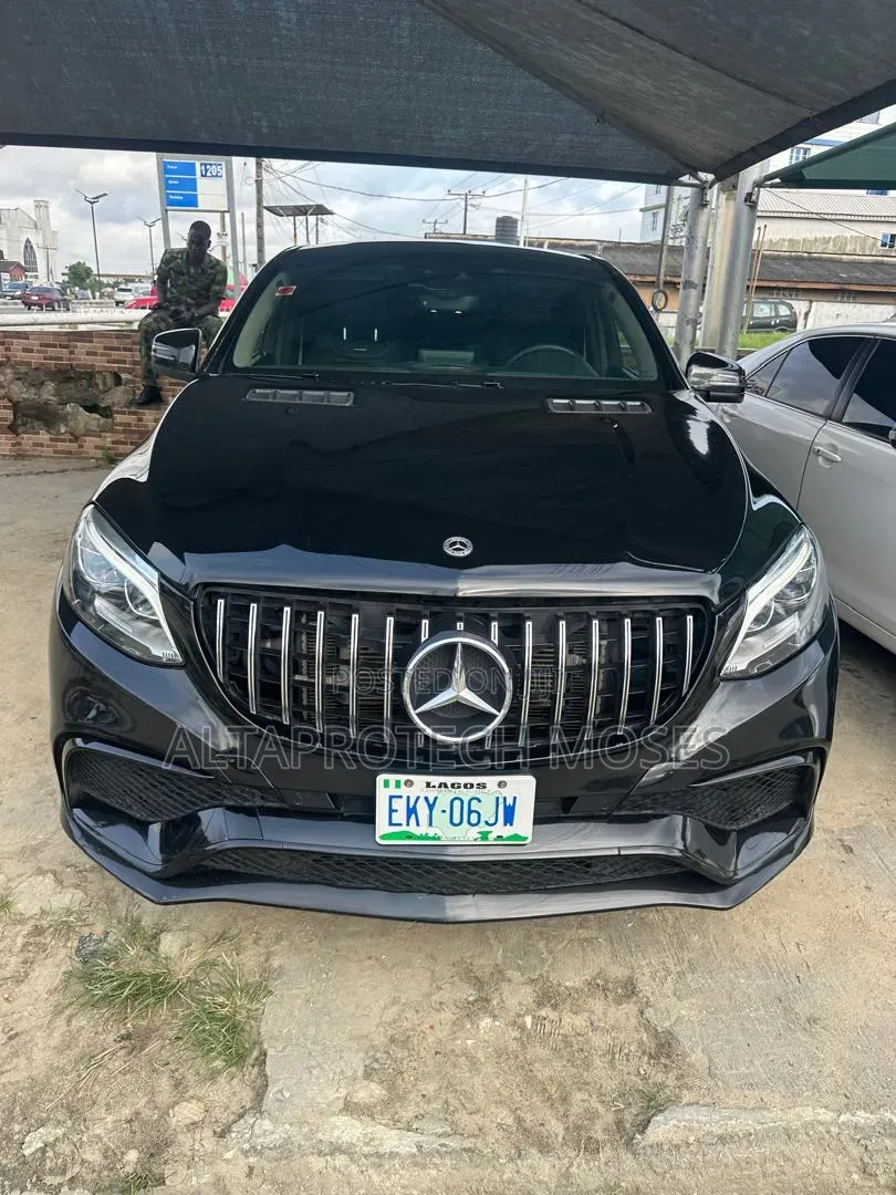 Mercedes-Benz GLE-Class 2017 Black