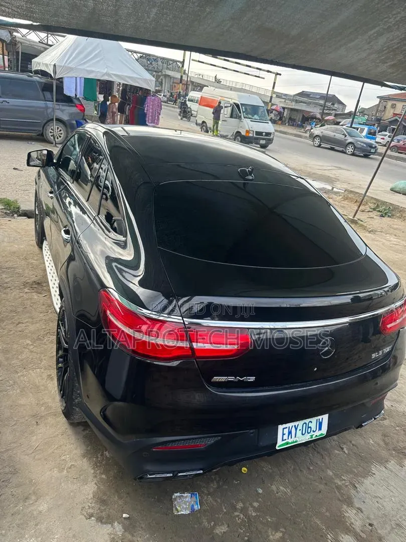 Mercedes-Benz GLE-Class 2017 Black
