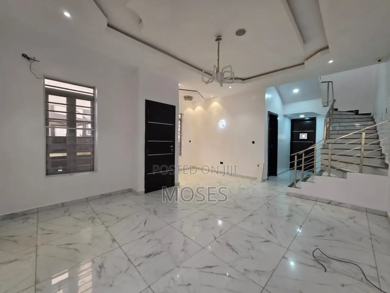 4bdrm Duplex in In An Access Control, Chevron for rent