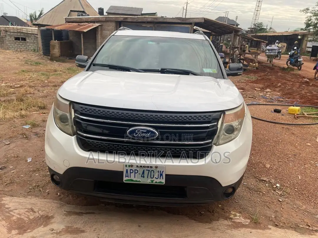 Ford Explorer 2011 White