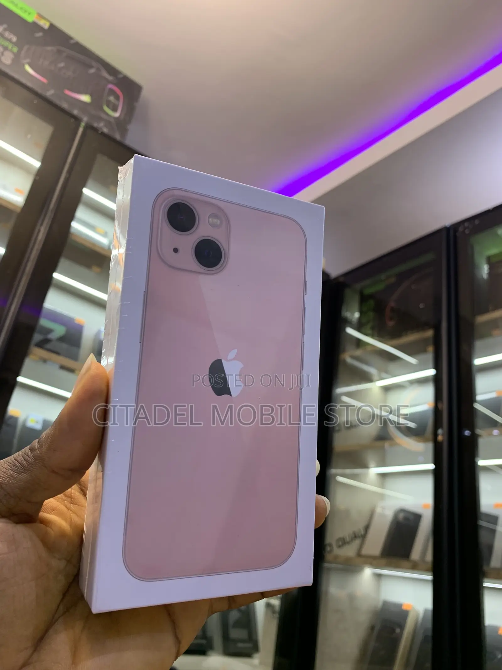 New Apple iPhone 13 256 GB Pink