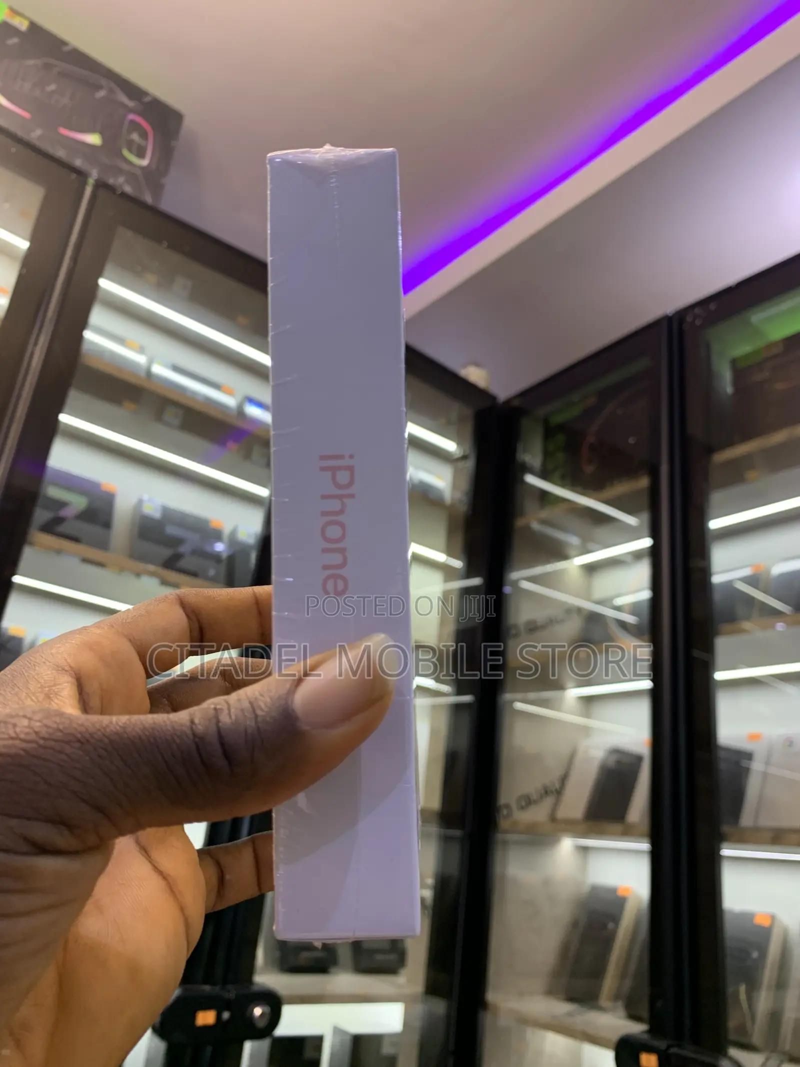 New Apple iPhone 13 256 GB Pink