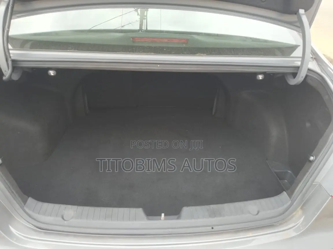 Hyundai Sonata 2012 Gray