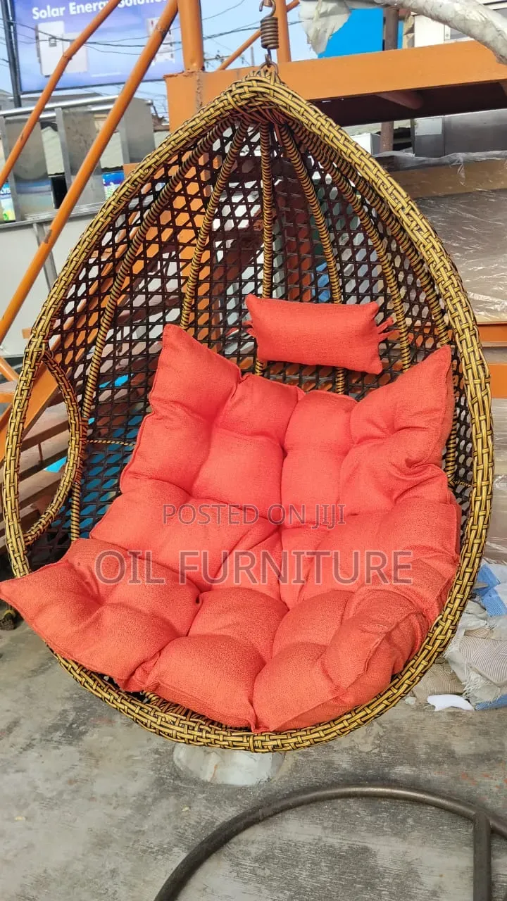 ​Luxury Single-Seater Woven Rattan Egg Swing Chair With Cushion