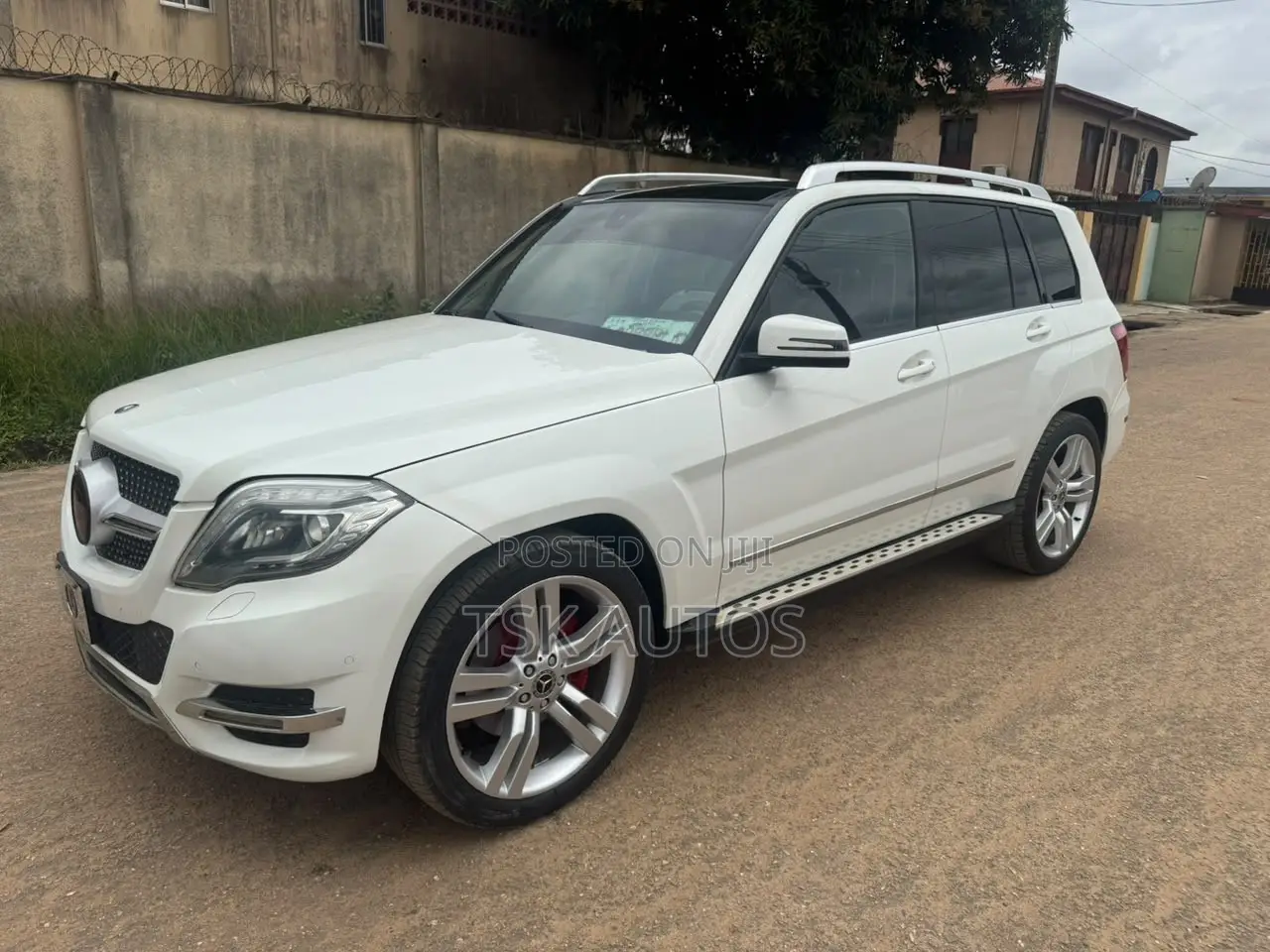 Mercedes-Benz GLK-Class 350 4MATIC 2011 White