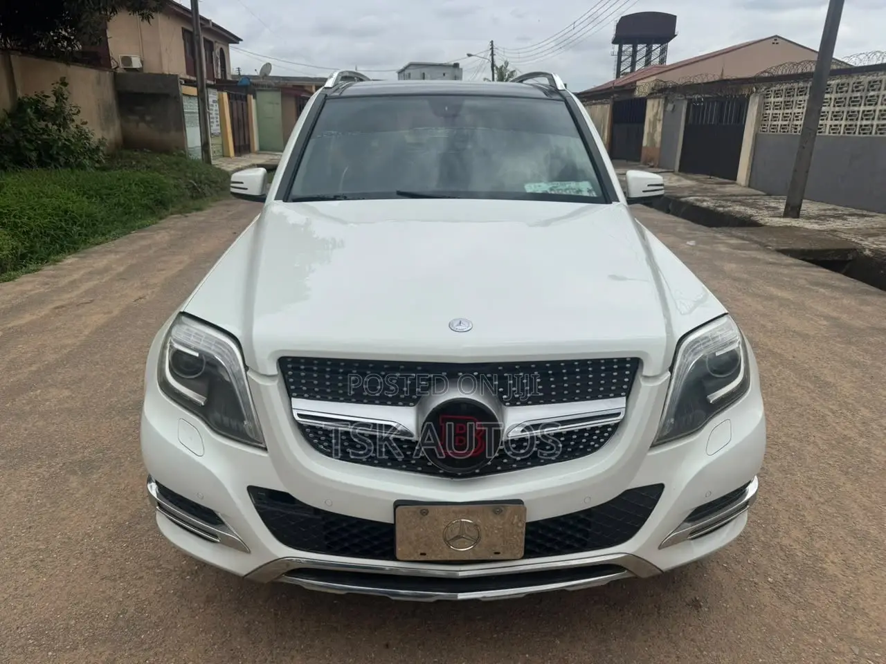 Mercedes-Benz GLK-Class 350 4MATIC 2011 White