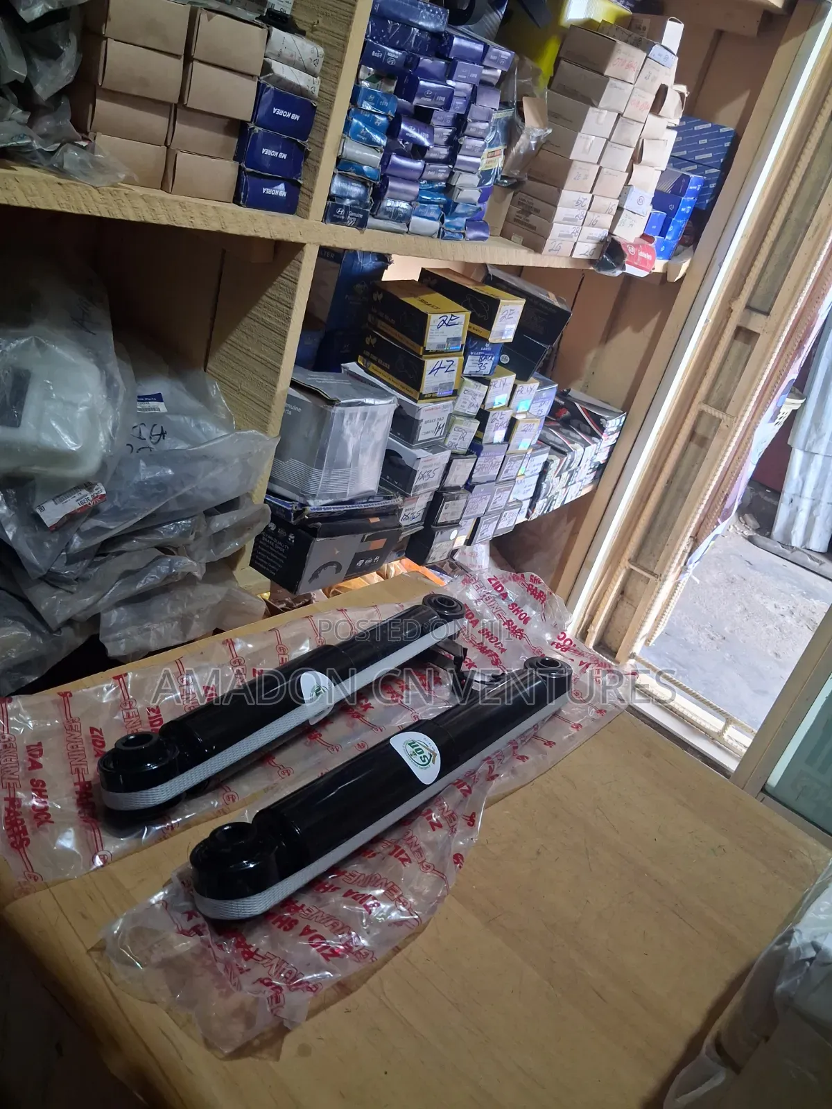 Back Shock Hyundai Santafe 2012/2015/2018/2020/2025