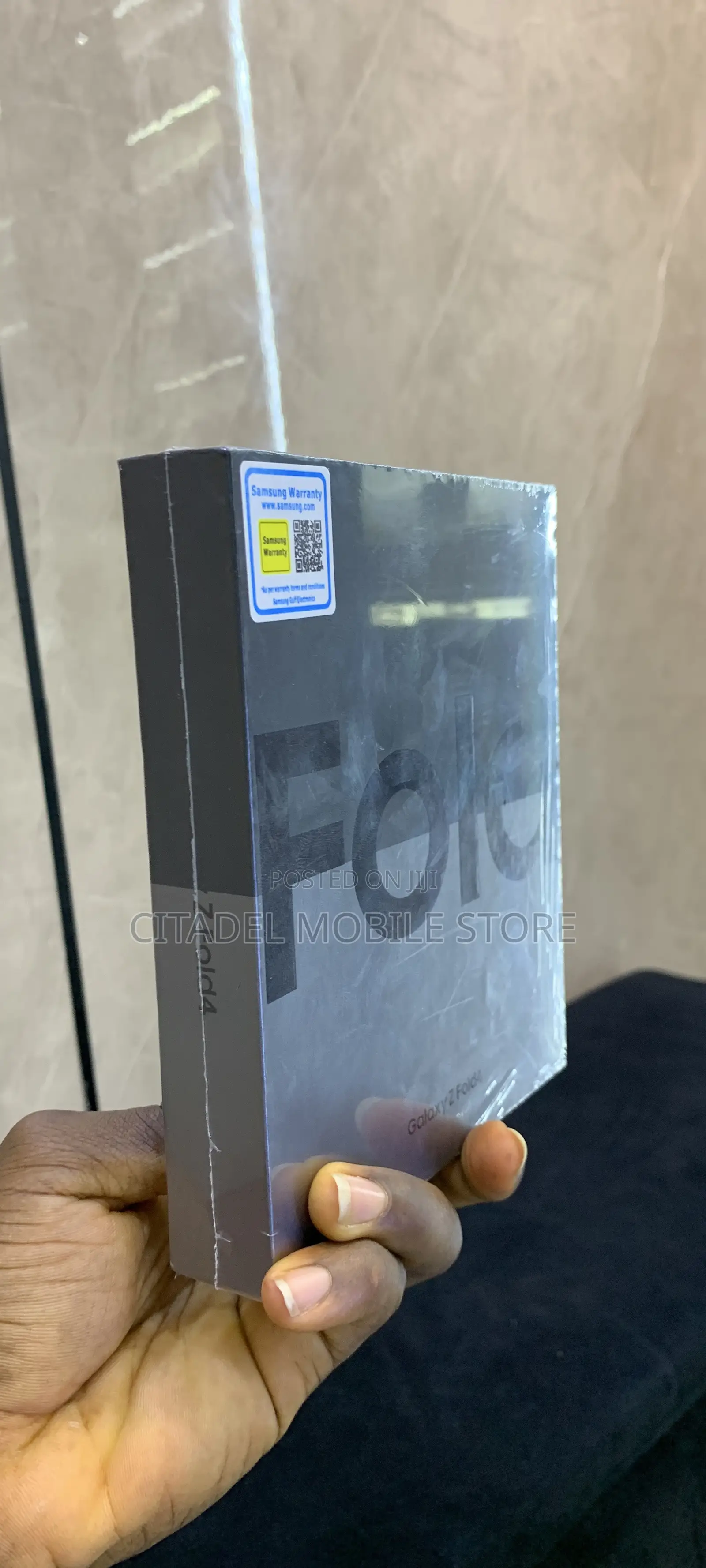 New Samsung Galaxy Z Fold4 512 GB Black