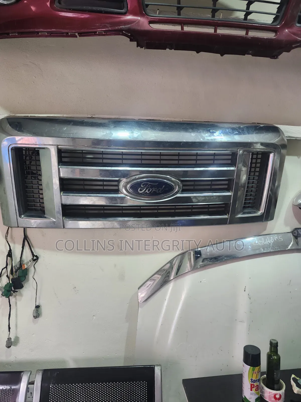 Front Grill Ford Econoline 2010 to 2015