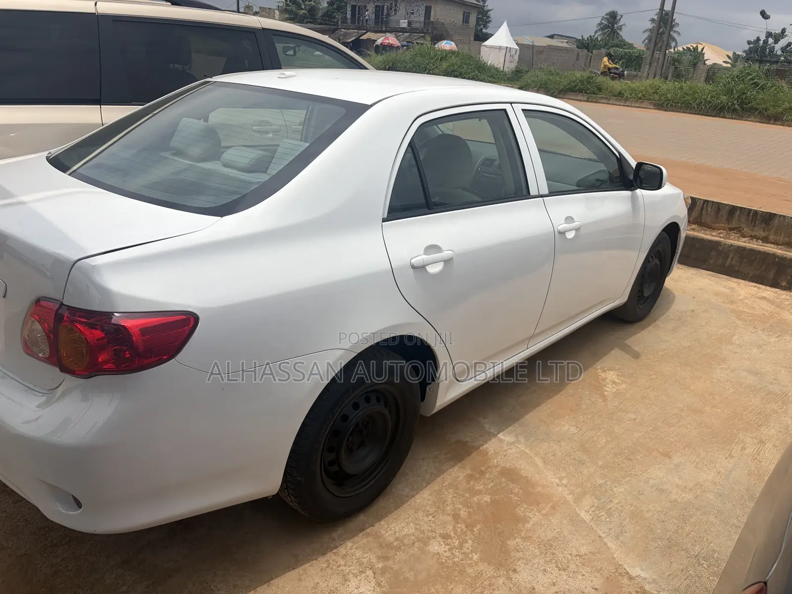 Toyota Corolla 2010 White