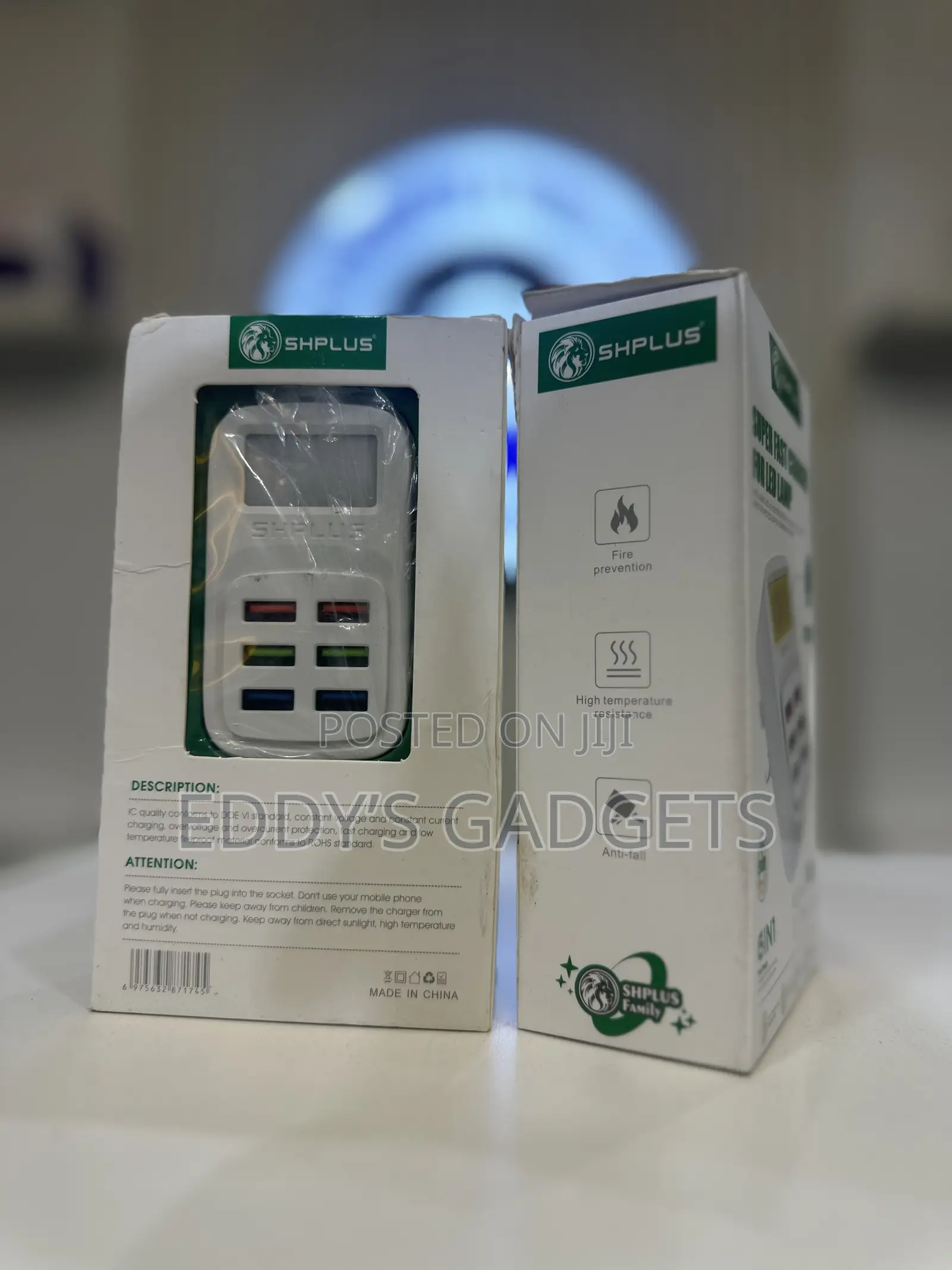Suoer Fast Charger for LED Lamp