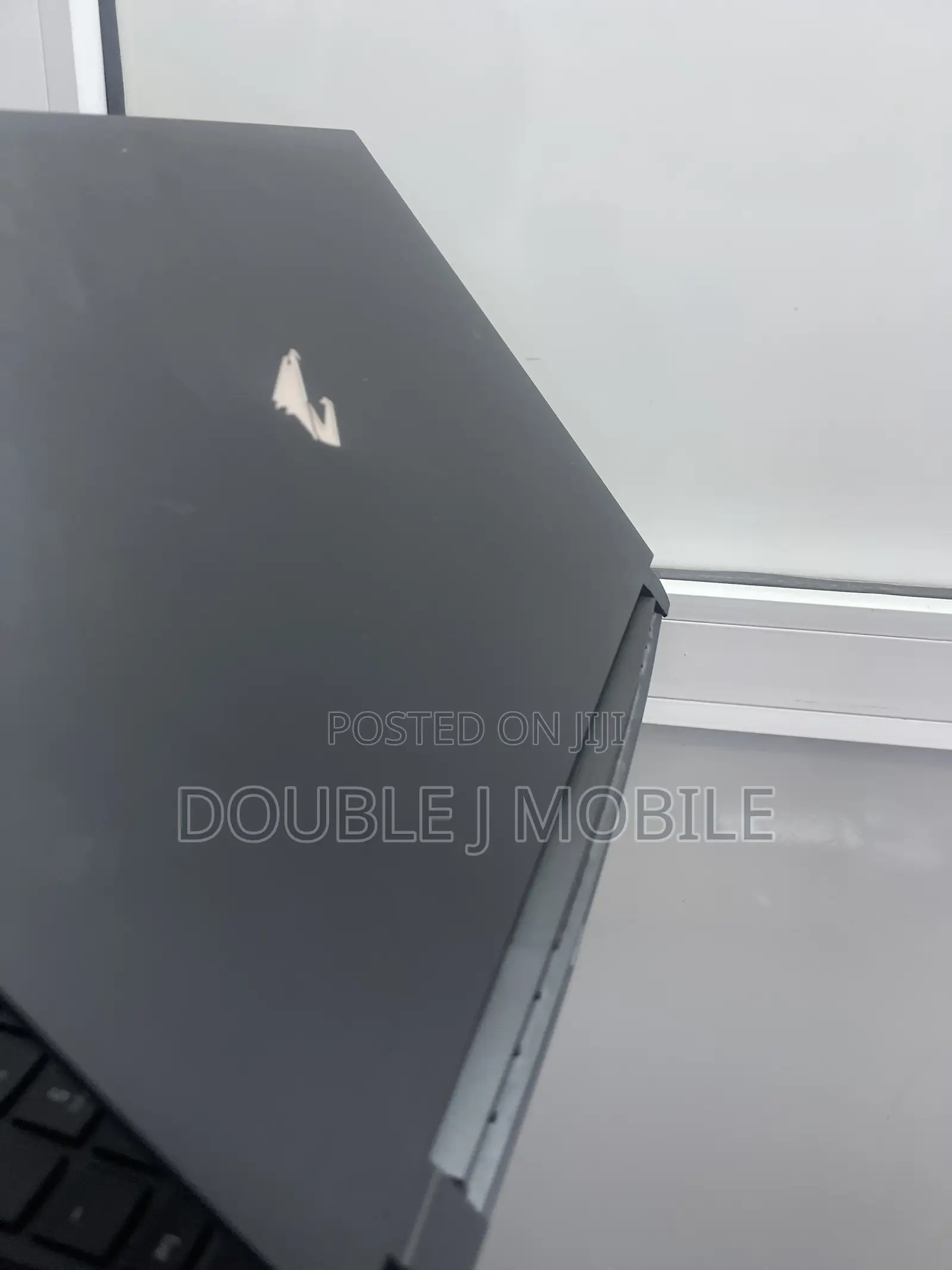 Laptop Gigabyte AORUS 15P 16GB Intel Core i7 SSD 1T