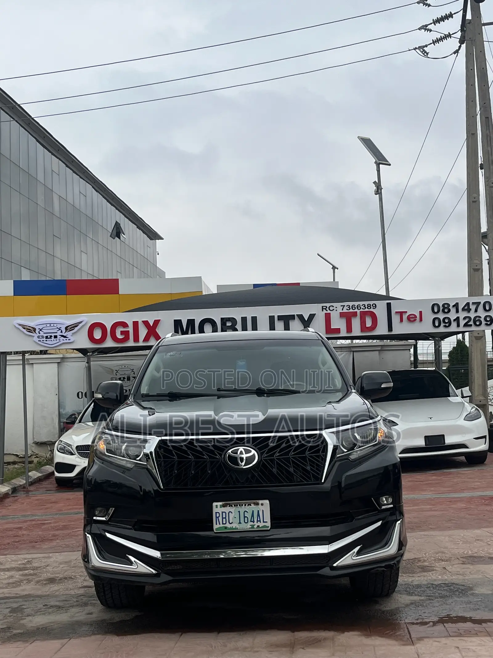 Toyota Land Cruiser Prado 2011 Black