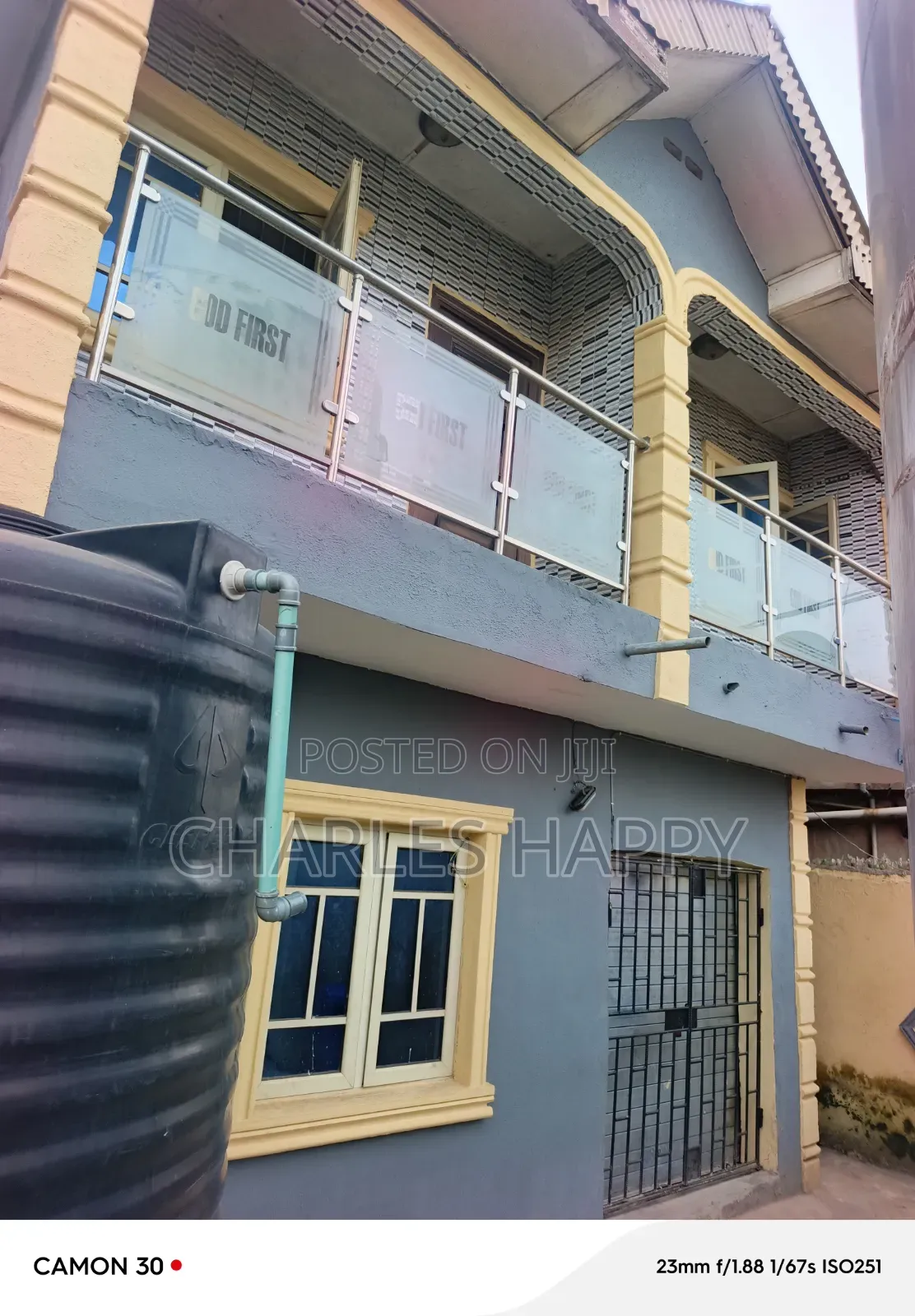 6bdrm Block of Flats in Baruwa Major Road for sale