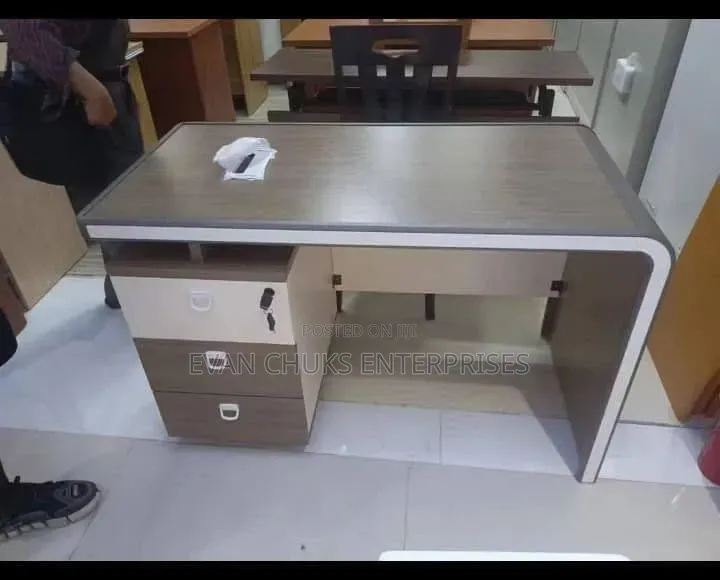 1,2 Office Desk