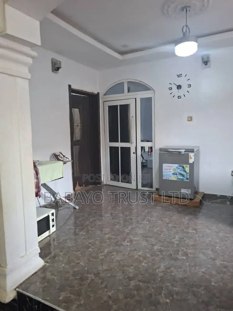Furnished 3bdrm Bungalow in Unique Estate, Ipaja / Ipaja for sale