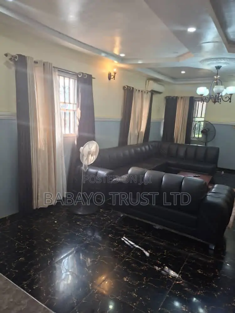 Furnished 3bdrm Bungalow in Unique Estate, Ipaja / Ipaja for sale
