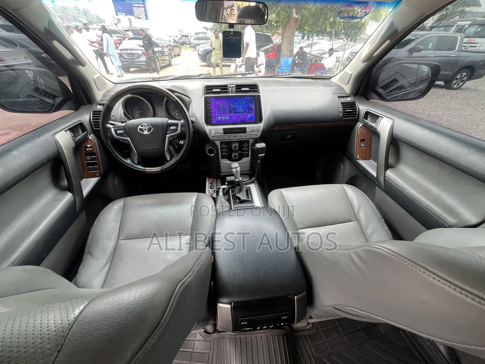 Toyota Land Cruiser Prado 2011 Black