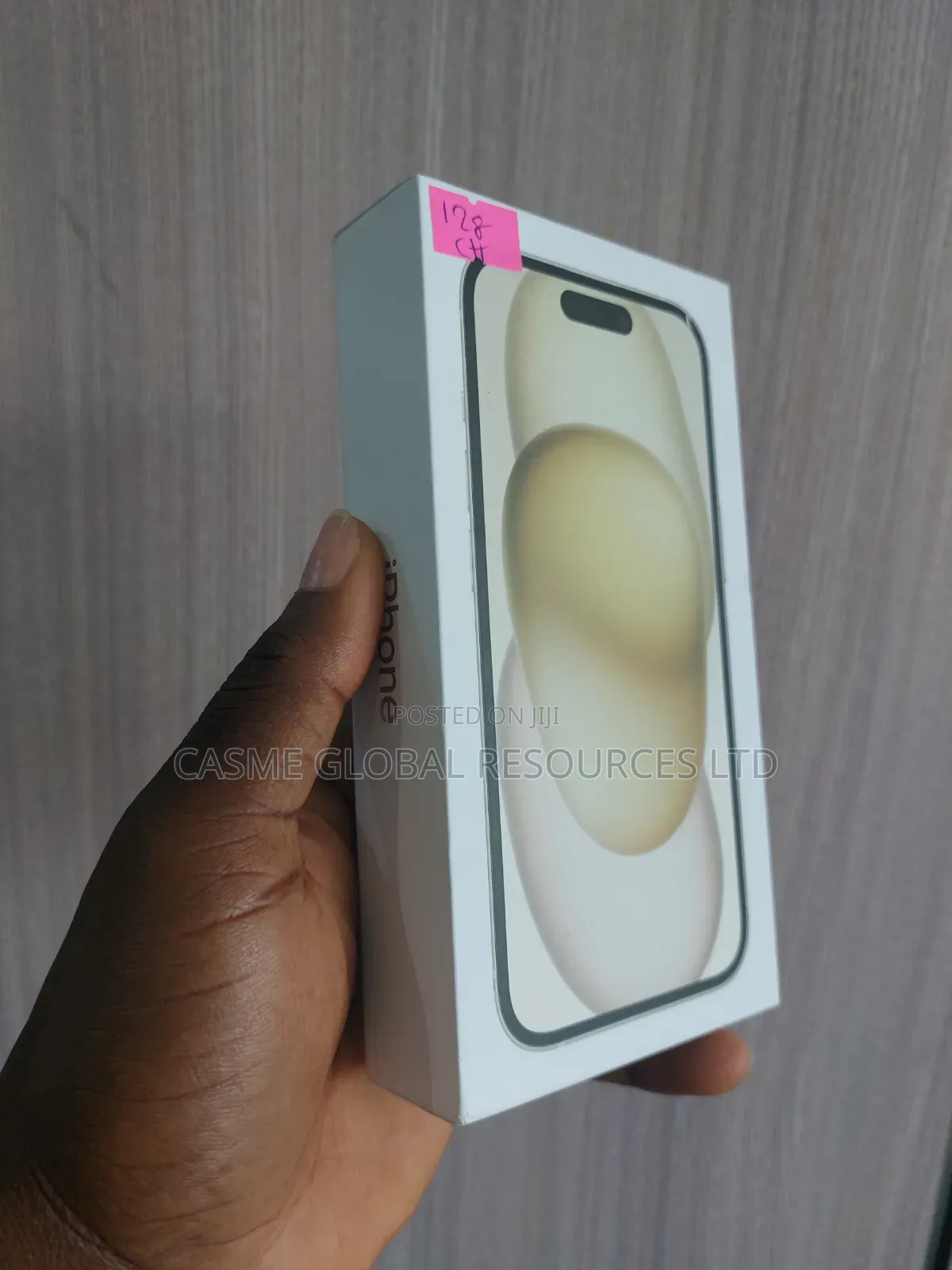New Apple iPhone 15 128 GB Yellow