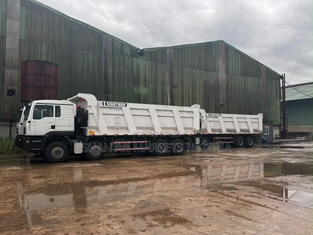 12 Tires Howo 8X4 Howo Dump Trick