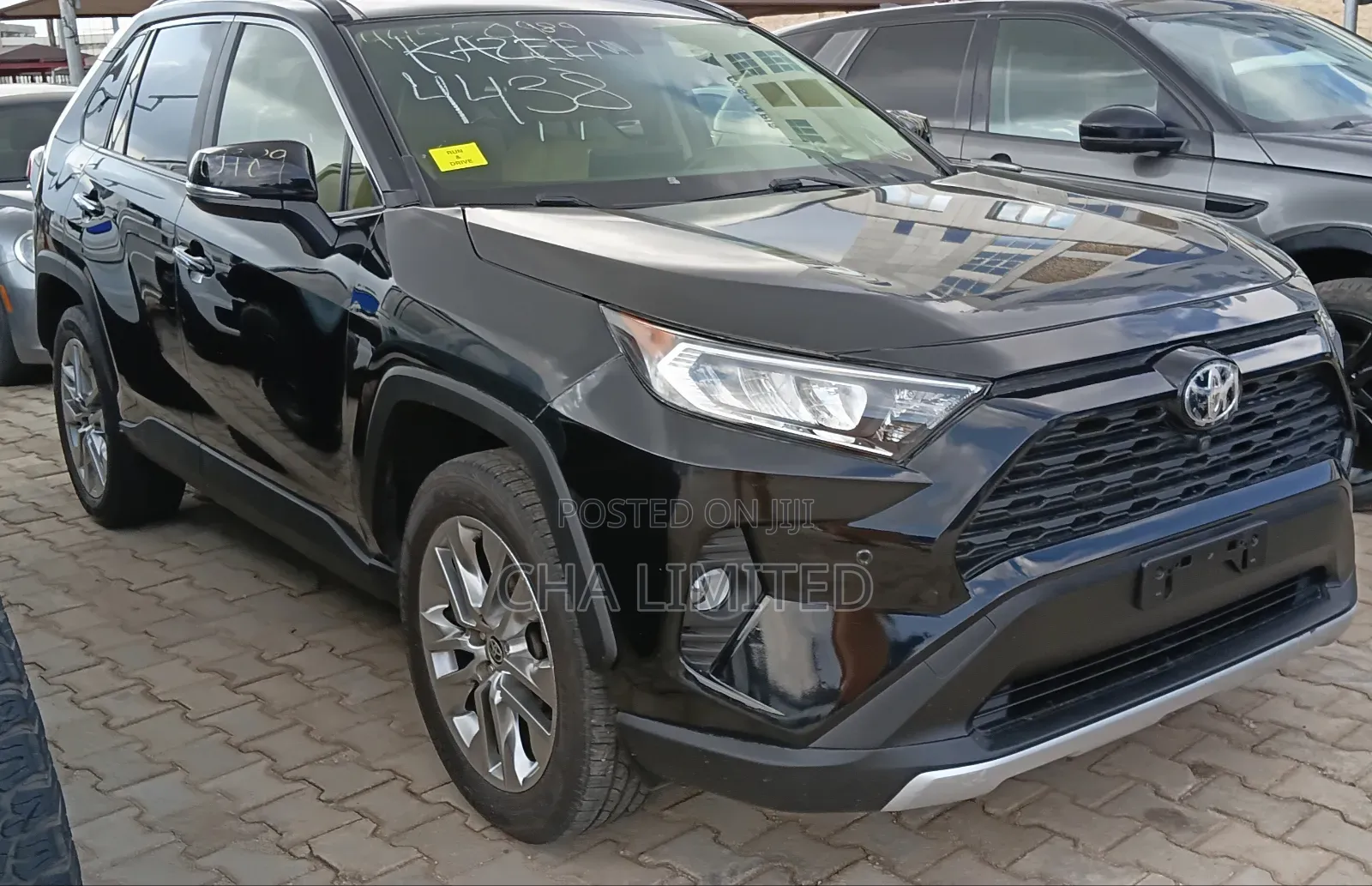 Toyota RAV4 2020 Matt Black