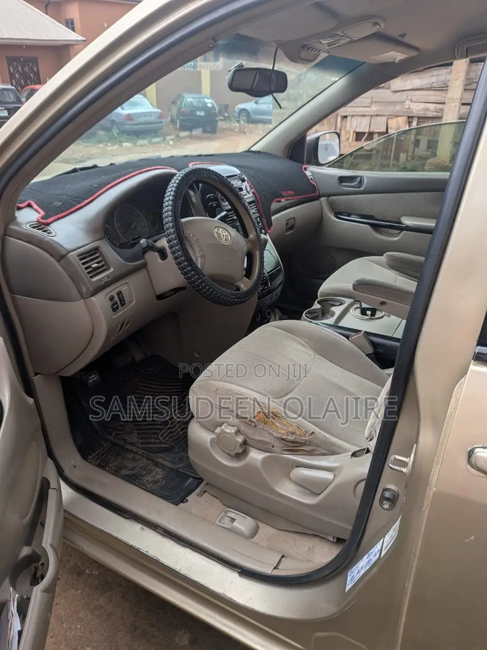 Toyota Sienna 2005 Gold