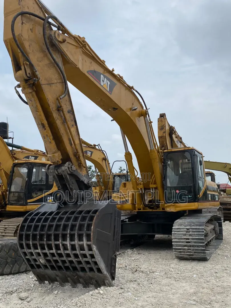 Caterpillar Escavator 330BL
