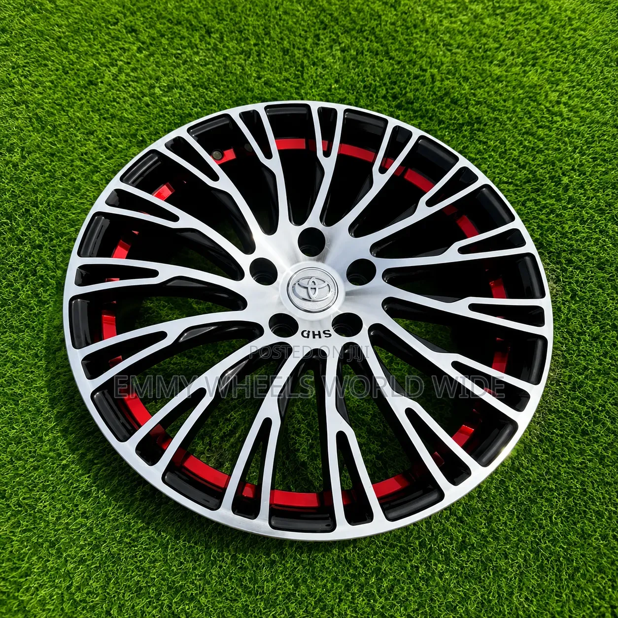 18inch for Toyota Camry 2018 Model Brand New With Touch of Red