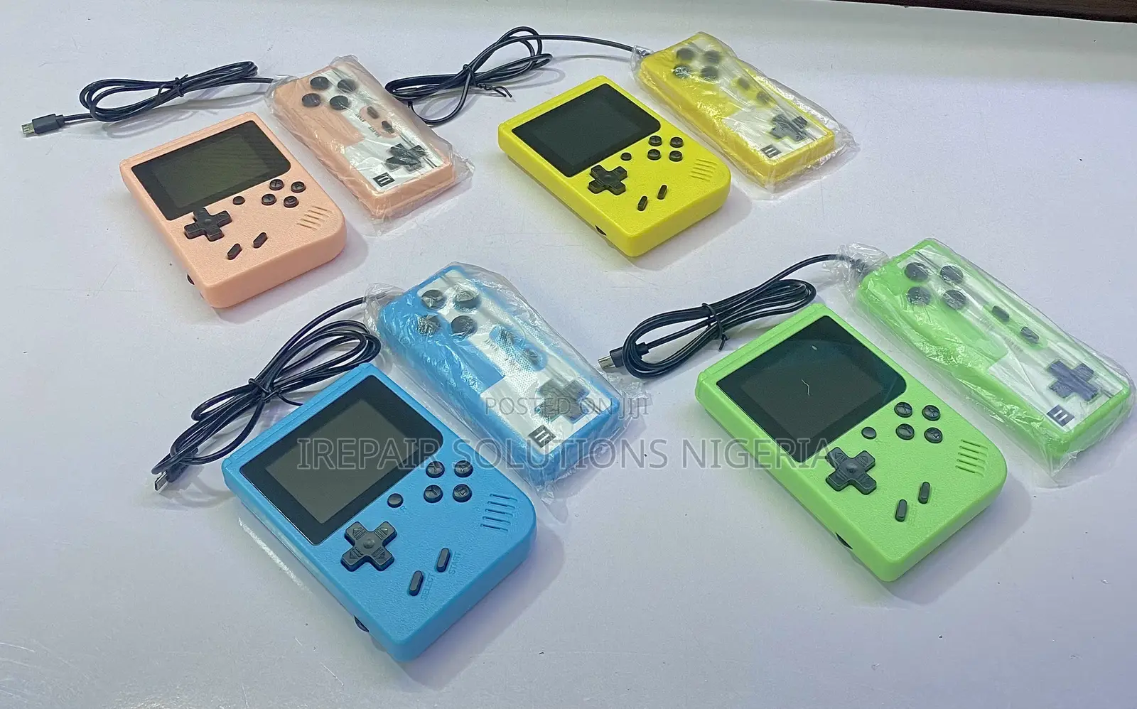 500-in-1 Handheld Retro Gaming Console (2-Player Pad + TV Output)