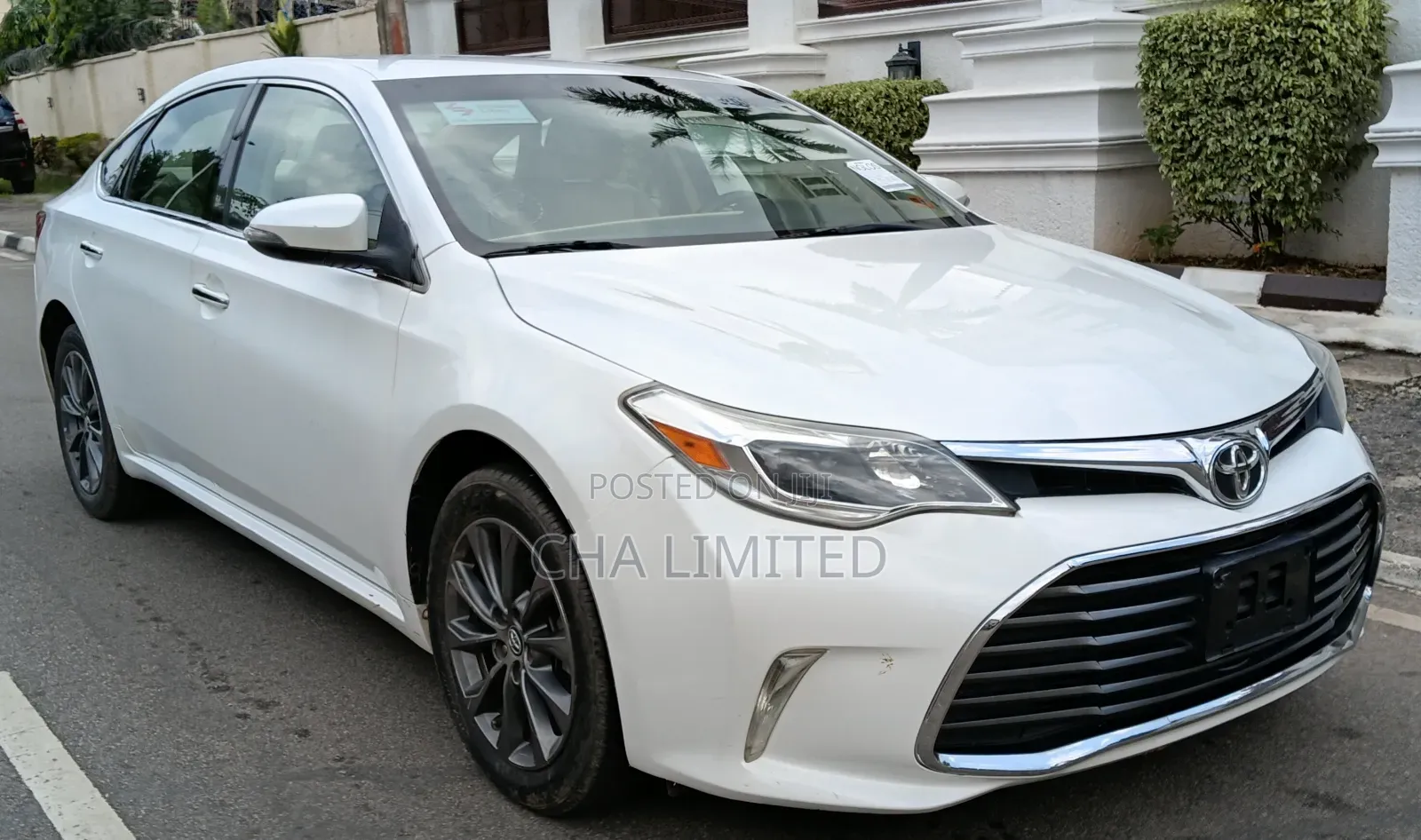 Toyota Avalon 2016 White