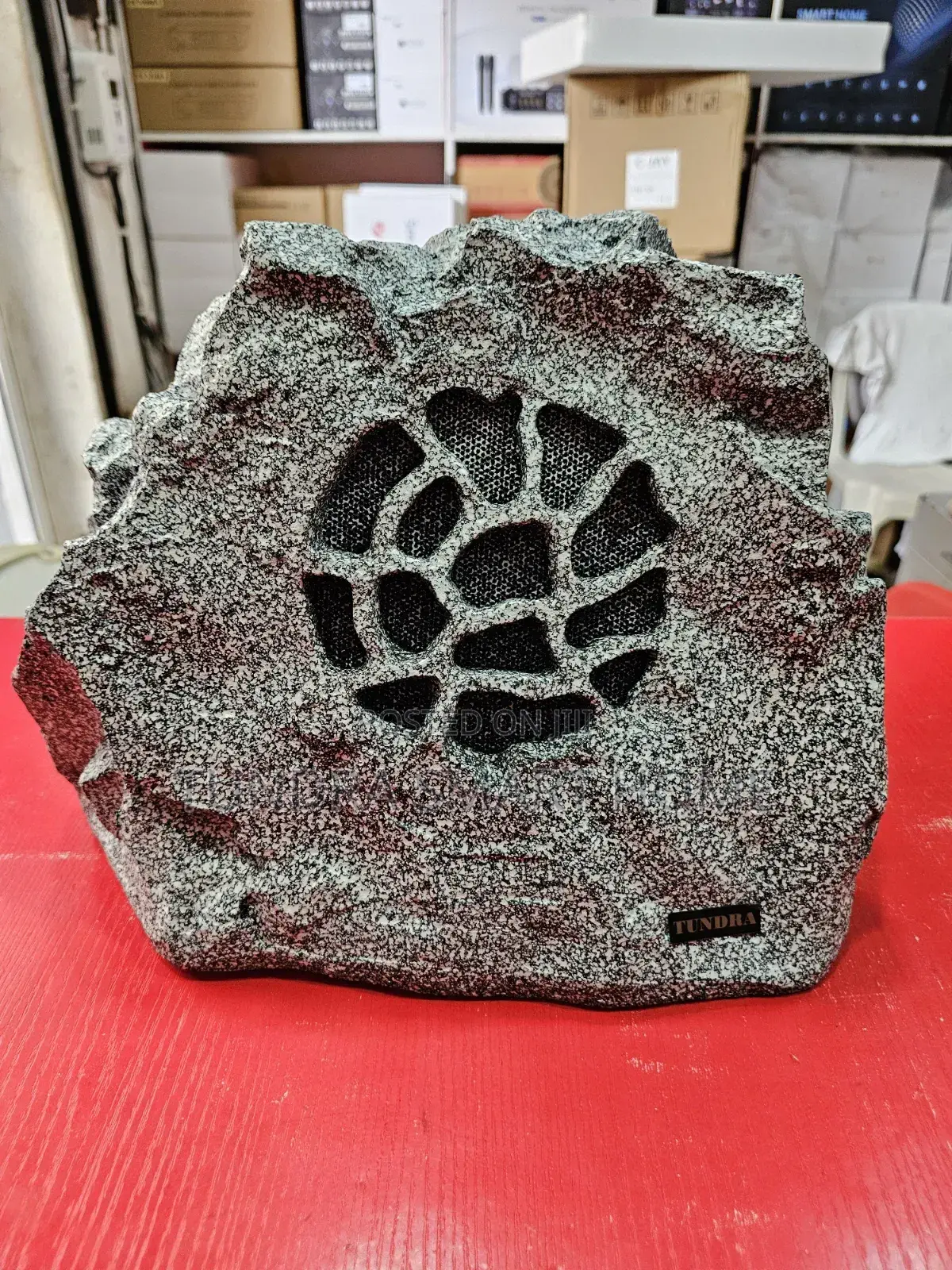 Tundra Waterproof Garden Rock Speaker TGS-640
