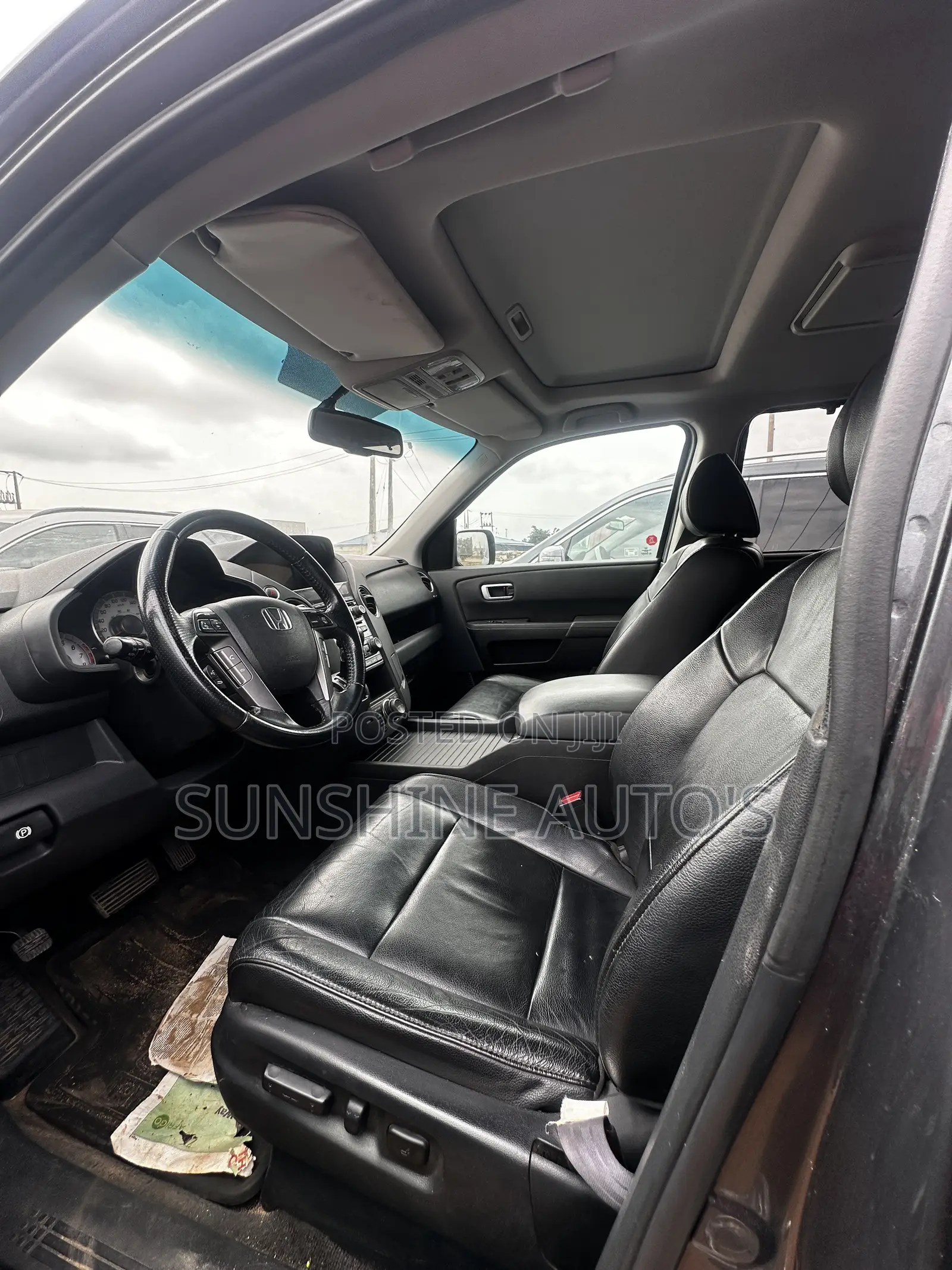 Honda Pilot Touring w/RES/Navi 4WD (3.5L 6cyl 5A) 2012 Gray