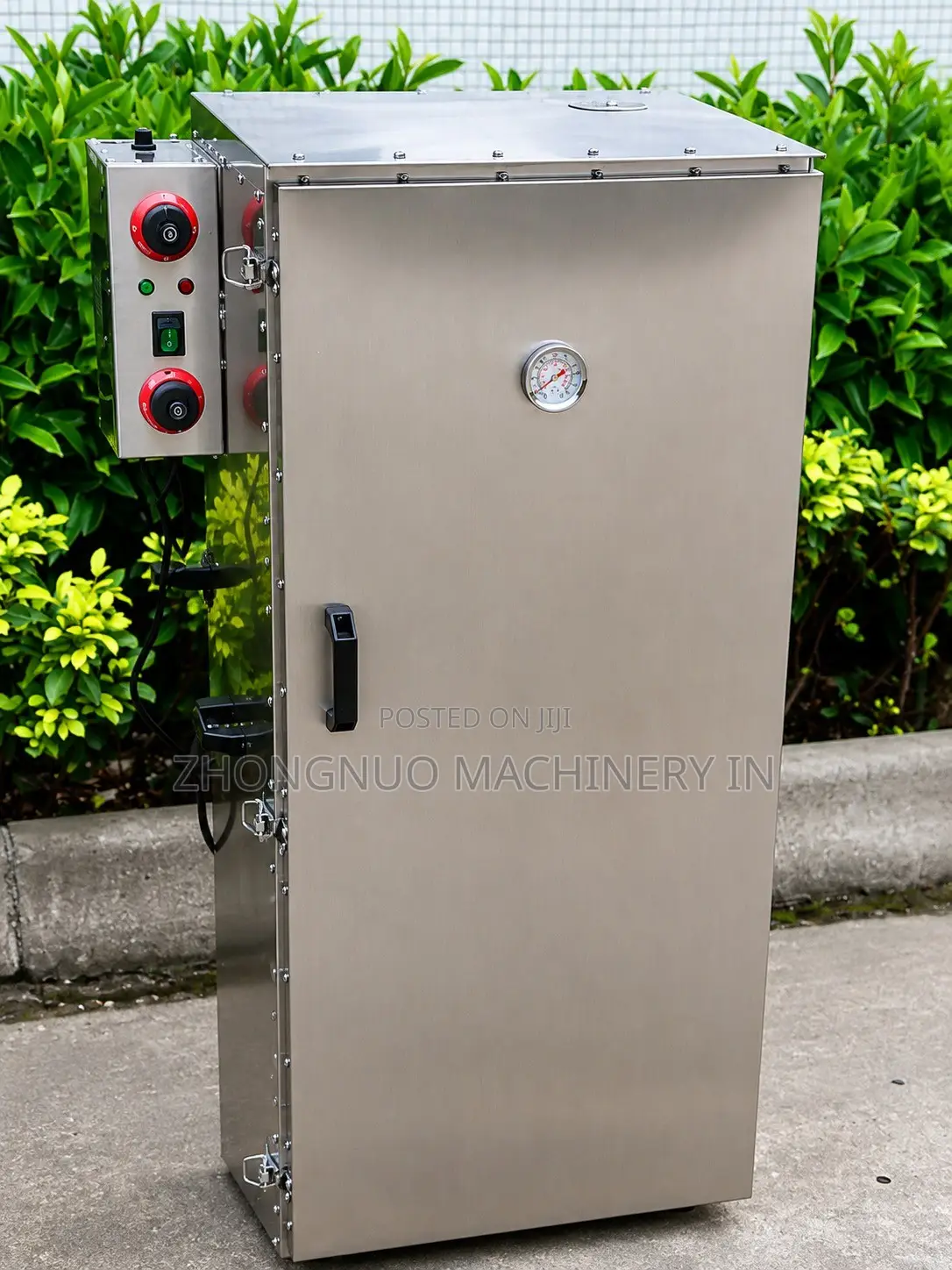 Smoking Oven (Used to Smoke: Fish, Chicken, and Meat Etc )