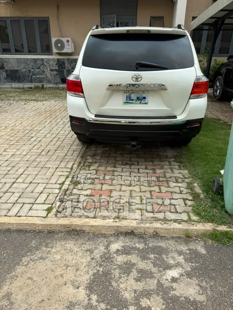 Toyota Highlander 2013 White