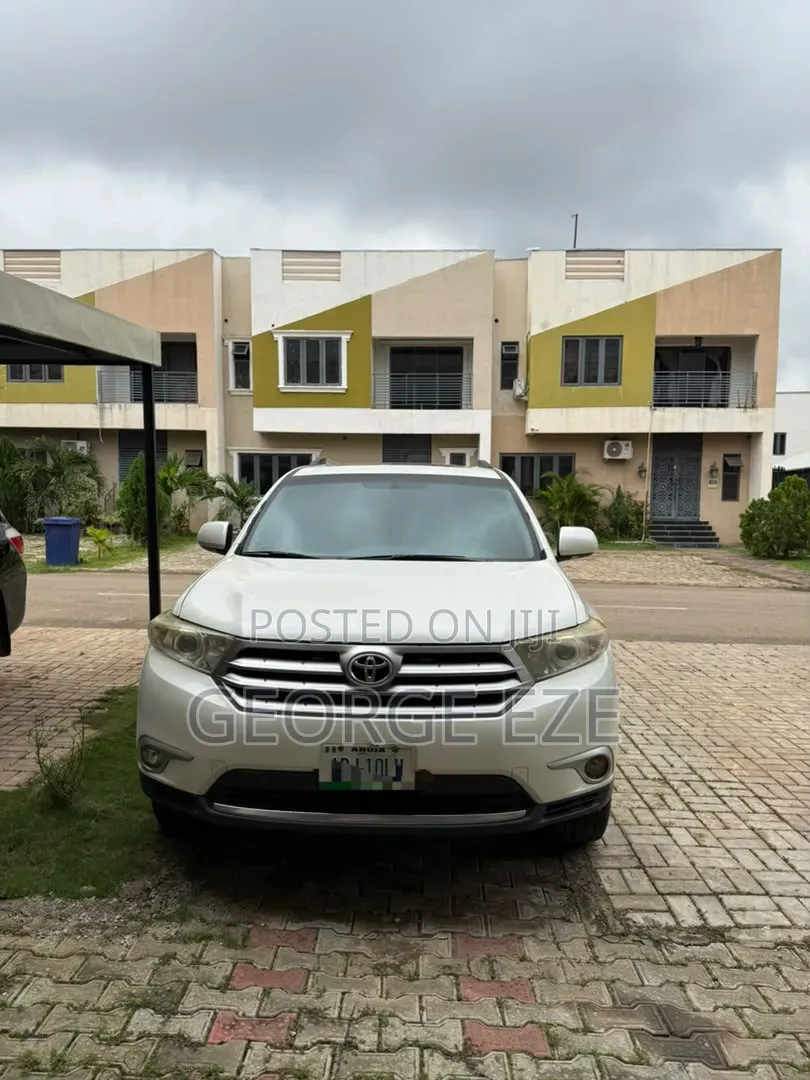 Toyota Highlander 2013 White