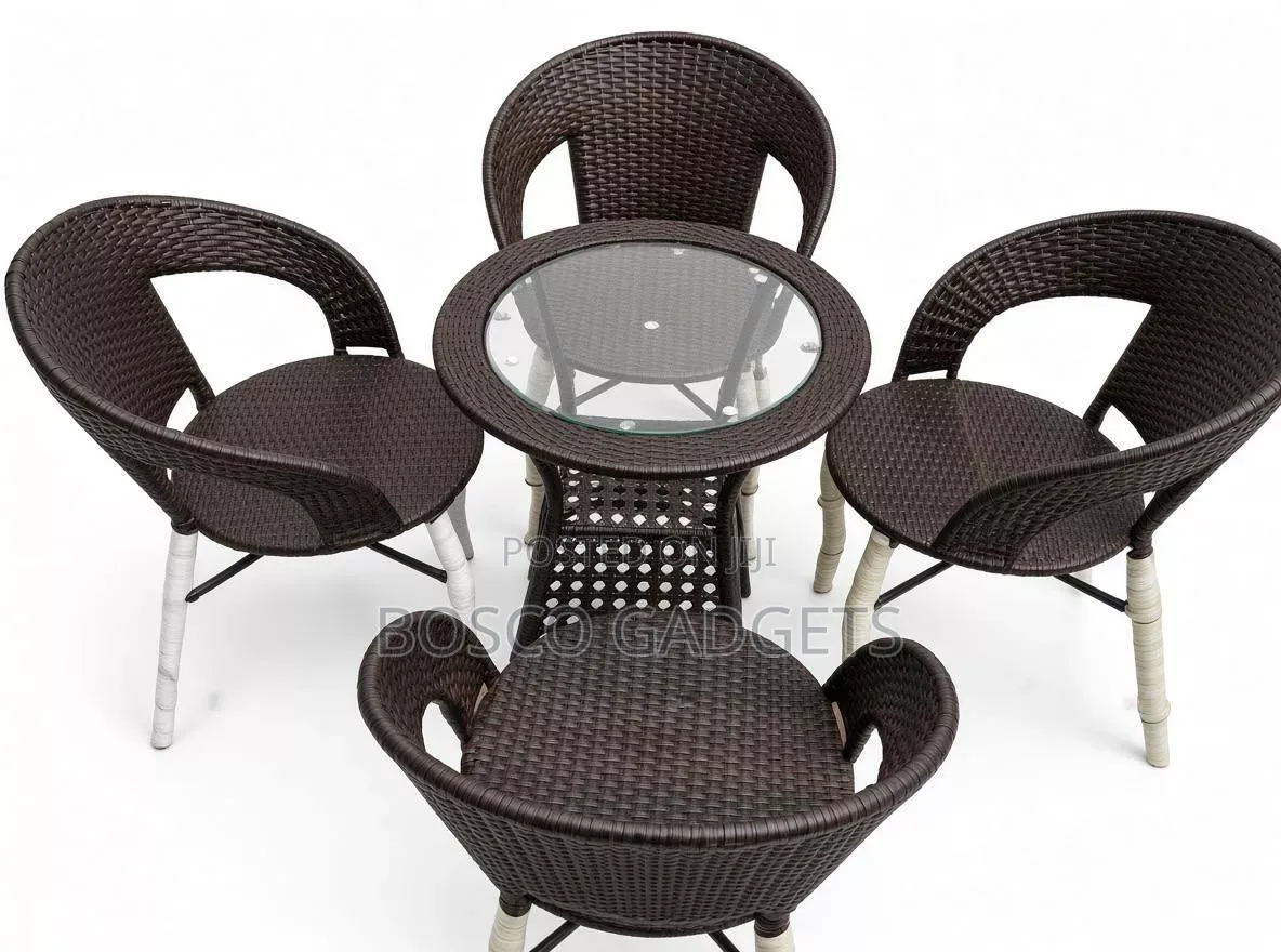 4 Seater Set of Rattan Cane Chairs and Glass Top Table