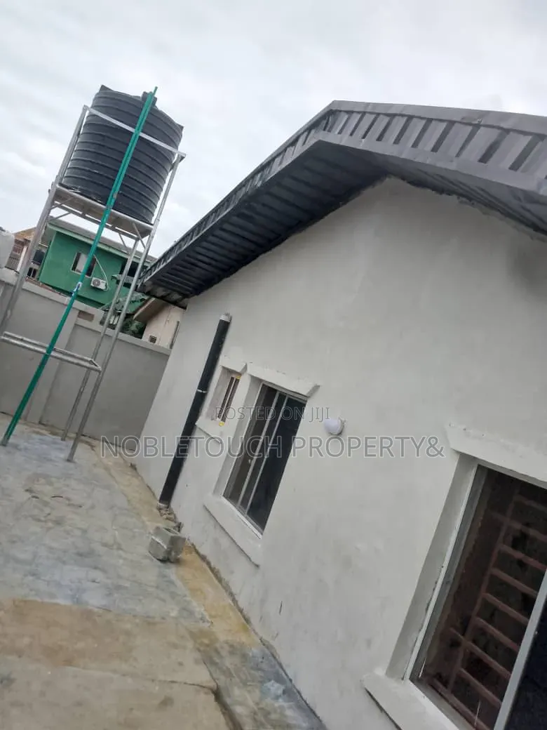 2bdrm Block of Flats in Governor Road Ikotun for sale