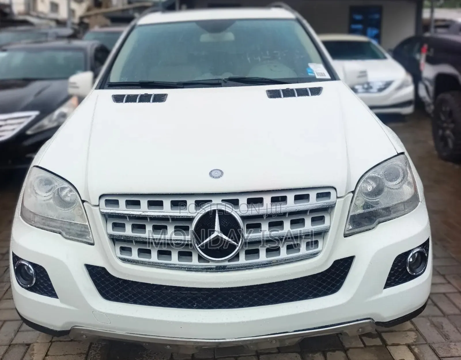 Mercedes-Benz M Class 2011 White