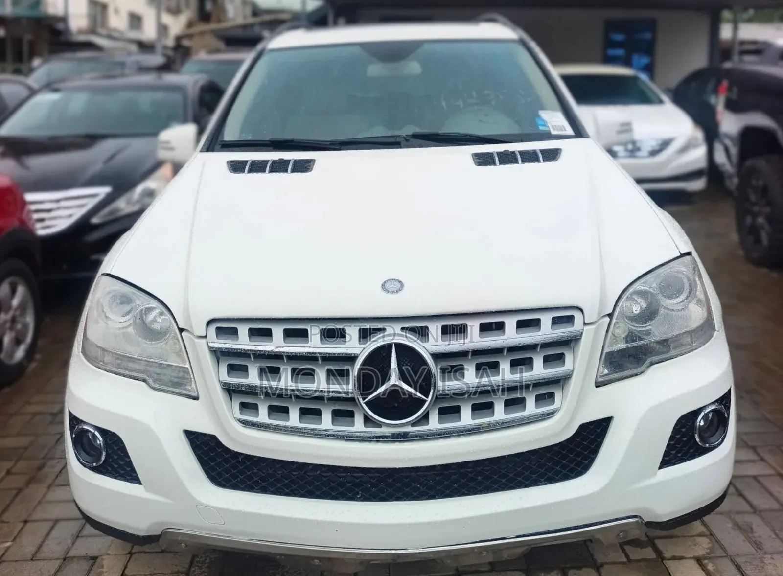 Mercedes-Benz M Class 2011 White