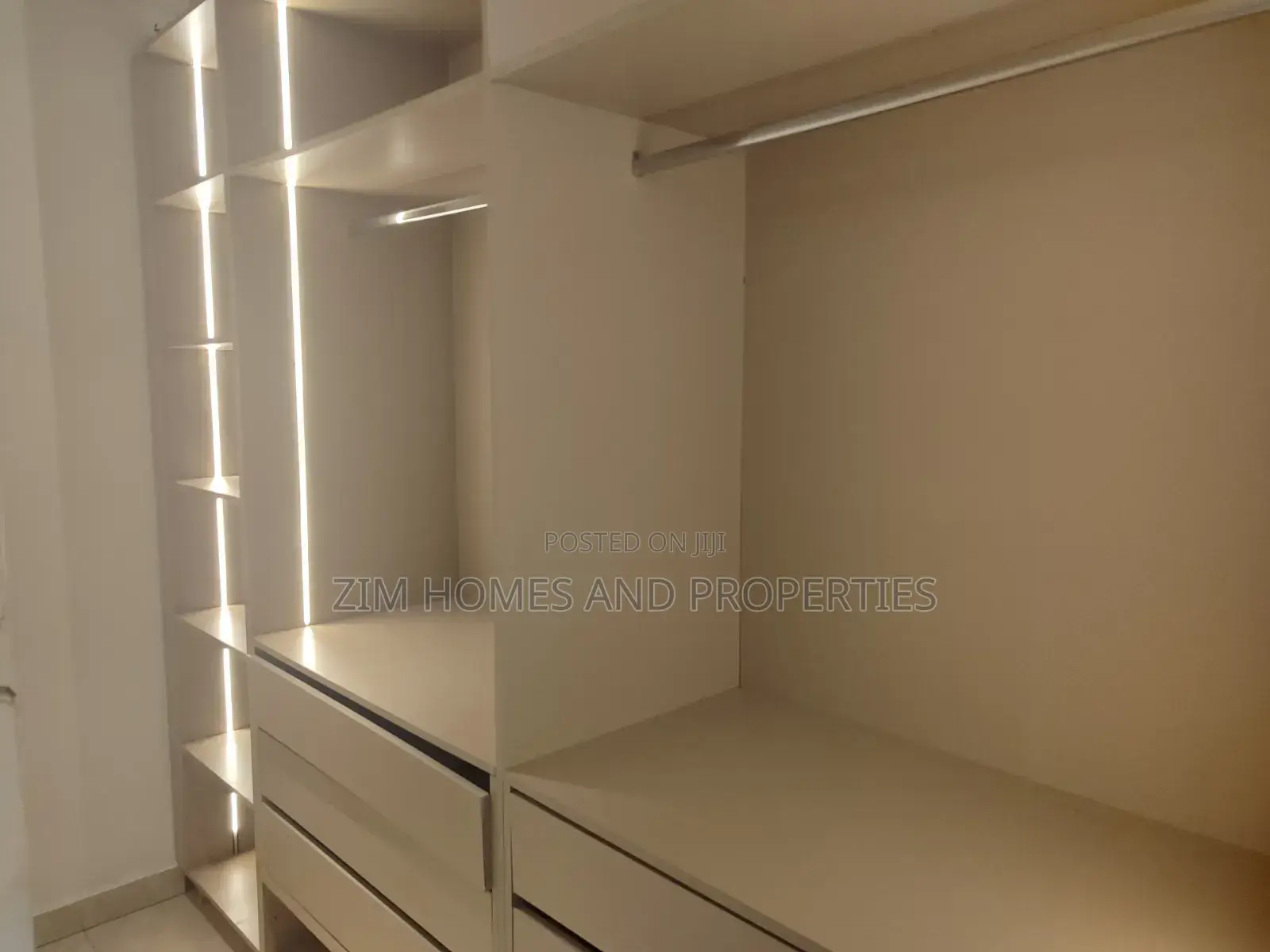 4bdrm Townhouse/Terrace in Zim Homes And, Wuye for sale