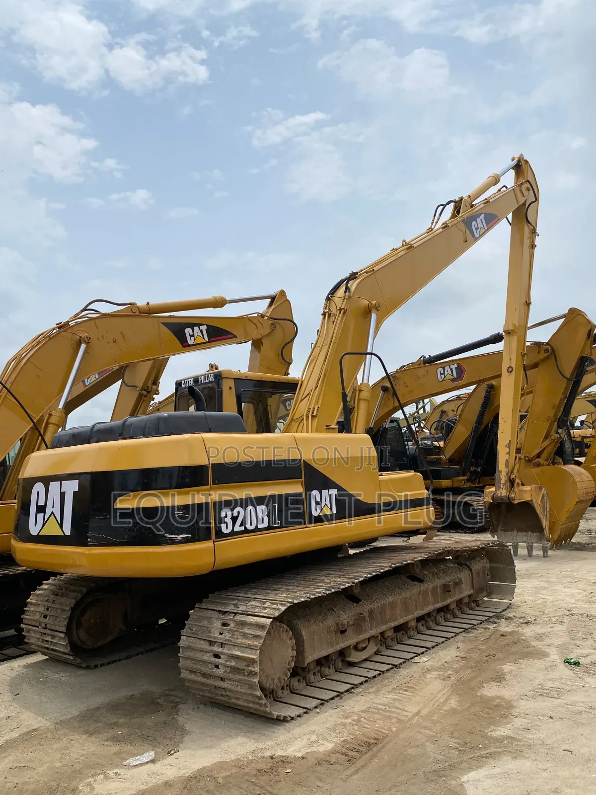 Caterpillar Escavator 320BL Long Boom